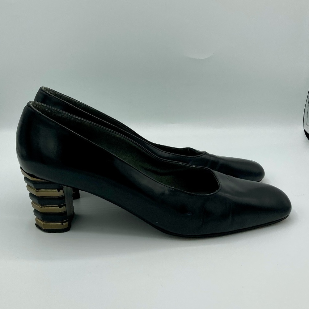 Vintage Stuart Weitzman Leather Pumps - Picture 9 of 11